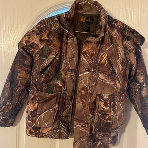 Browning Youth Large zip up camo jacket with hood